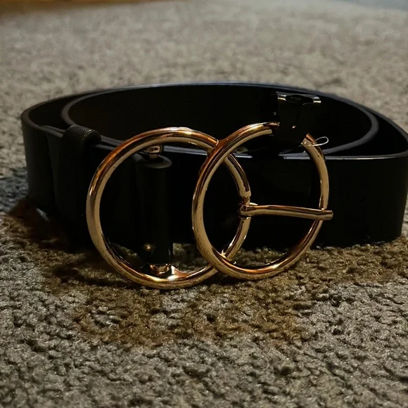 Woman’s leather belts never worn Accessories | Never Worn Square Buckle Faix Leather Belt In  main image 4